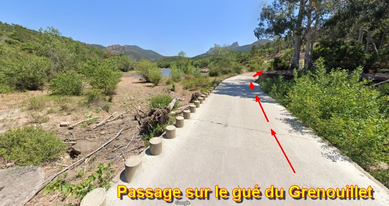 ACCES St RAPHAEL Parking Grenouillet 4 Gue du Grenouillet