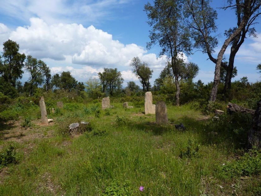 Les ARCS Les Terriers Megalithes 1