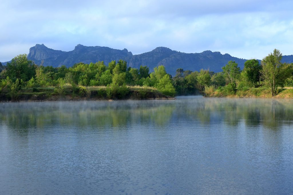 LE MUY L Endre et le rocher de Roquebrune 01